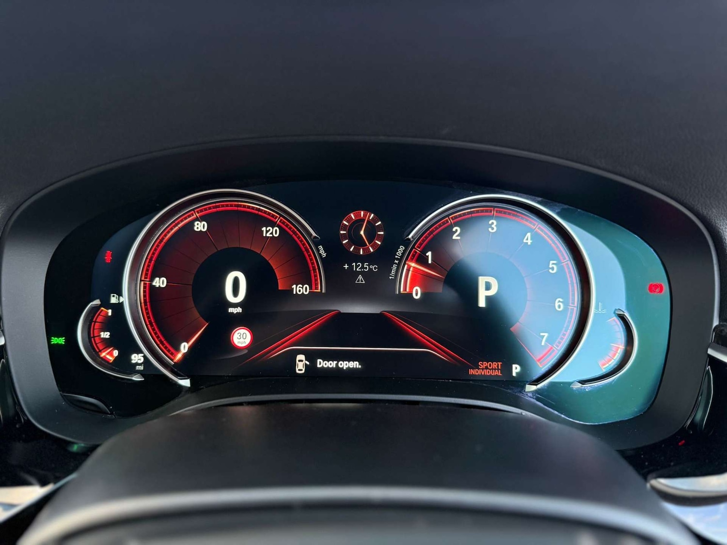 Used BMW 5 Series 2017 for sale - 76896331: Photo 33