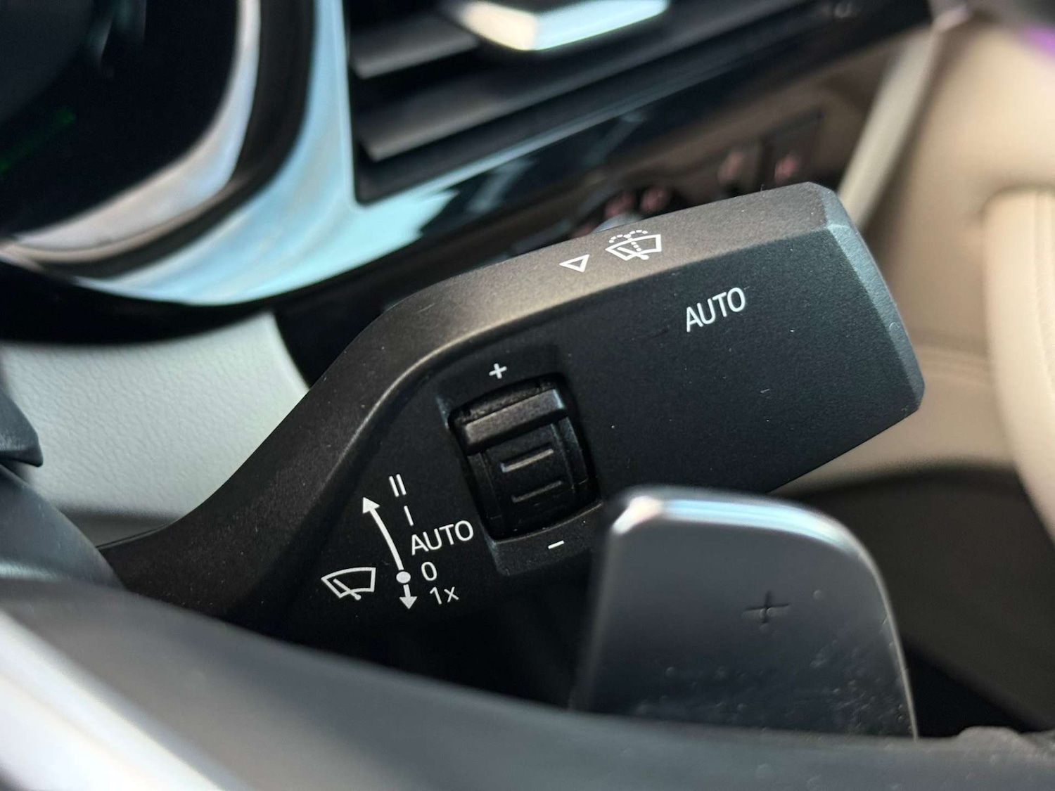 Used BMW 5 Series 2017 for sale - 76896331: Photo 43