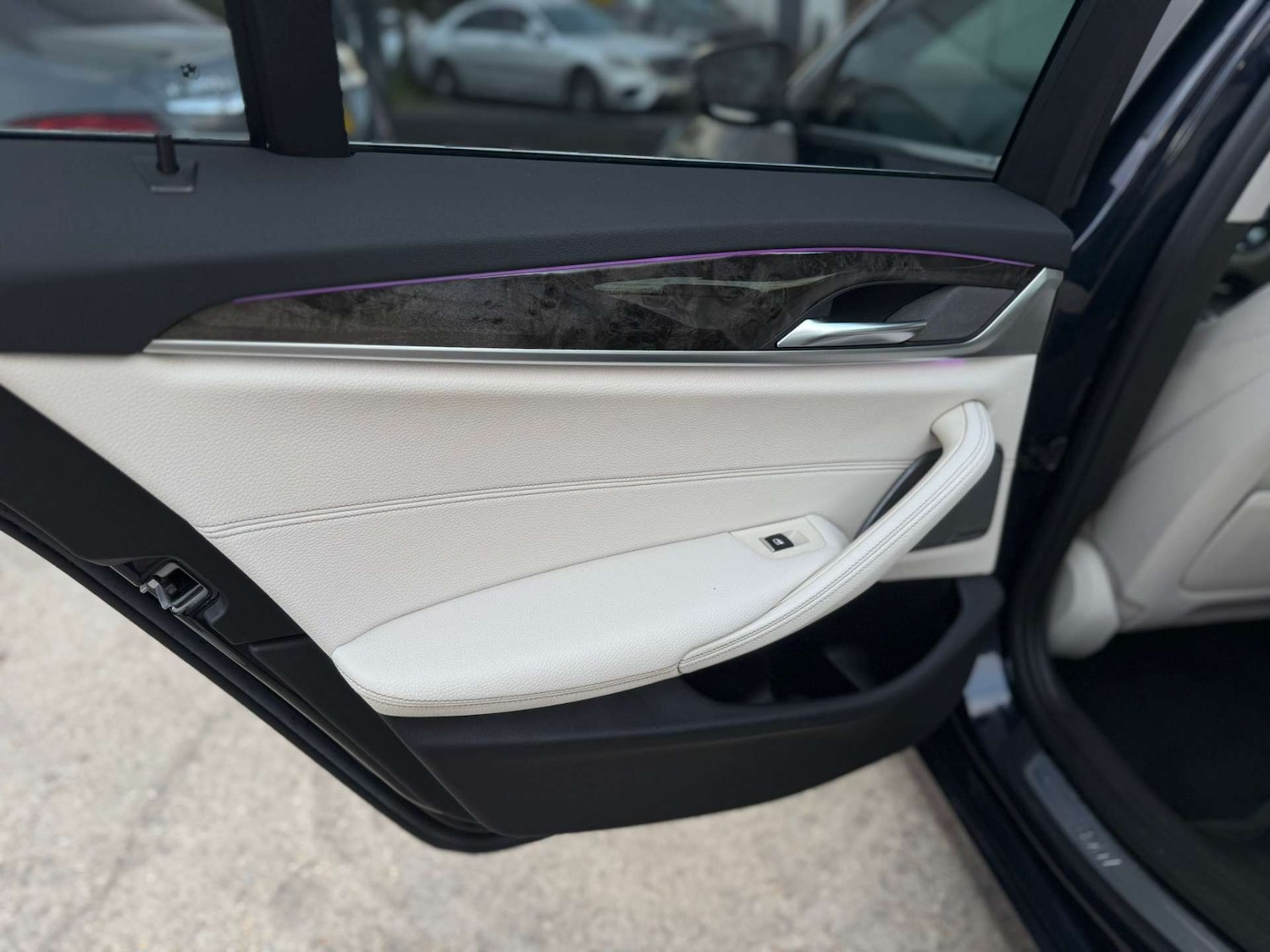 Used BMW 5 Series 2017 for sale - 76896331: Photo 55