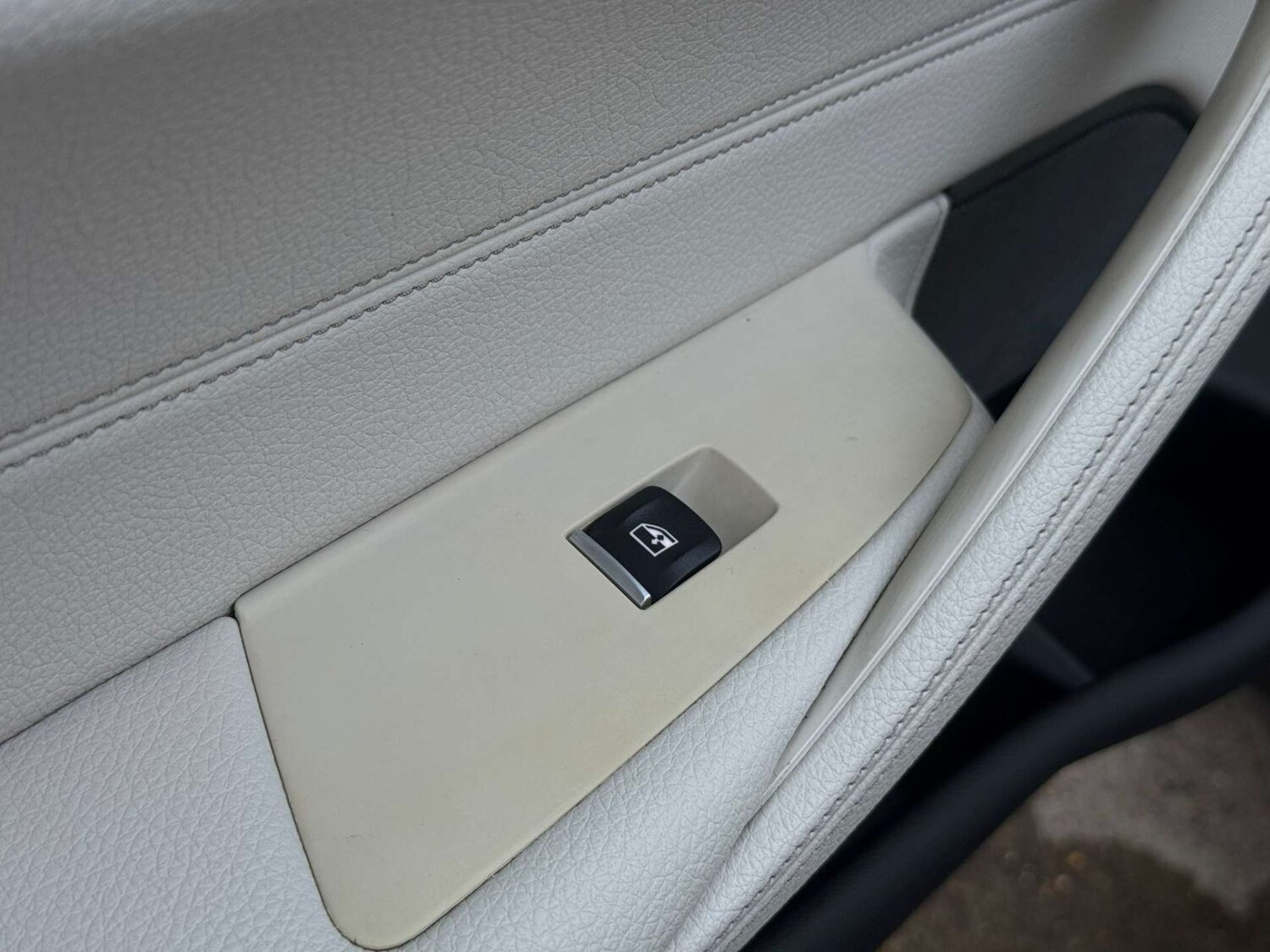 Used BMW 5 Series 2017 for sale - 76896331: Photo 62