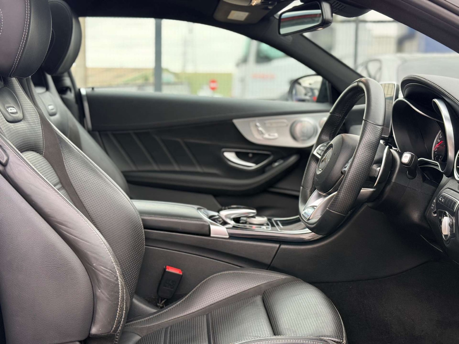 Used Mercedes-Benz C Class 2018 for sale - 76896314: Photo 16