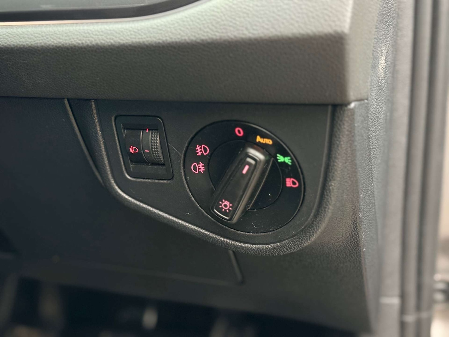 Used Volkswagen Polo 2018 for sale - 76896330: Photo 15