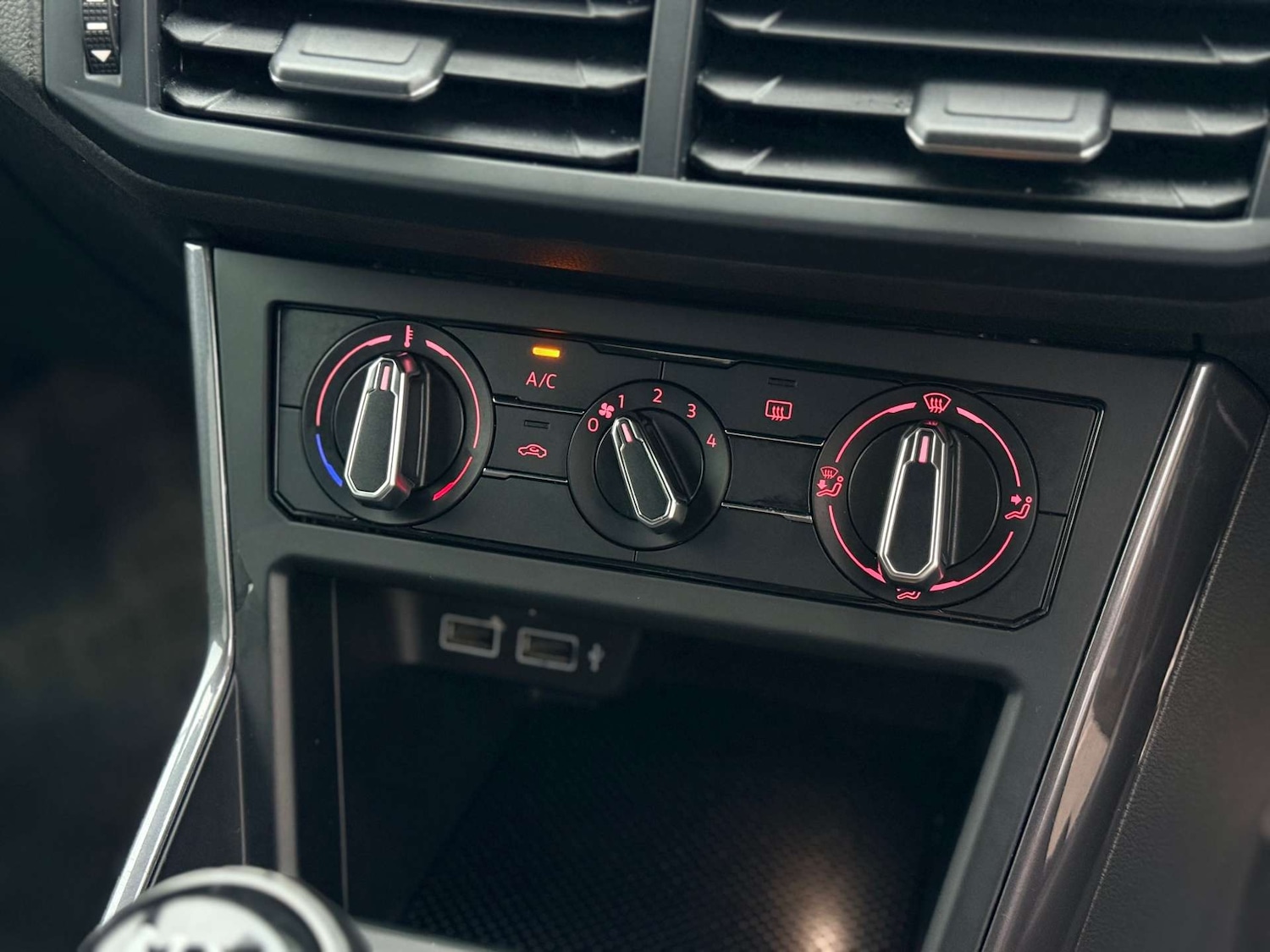 Used Volkswagen Polo 2018 for sale - 76896330: Photo 23