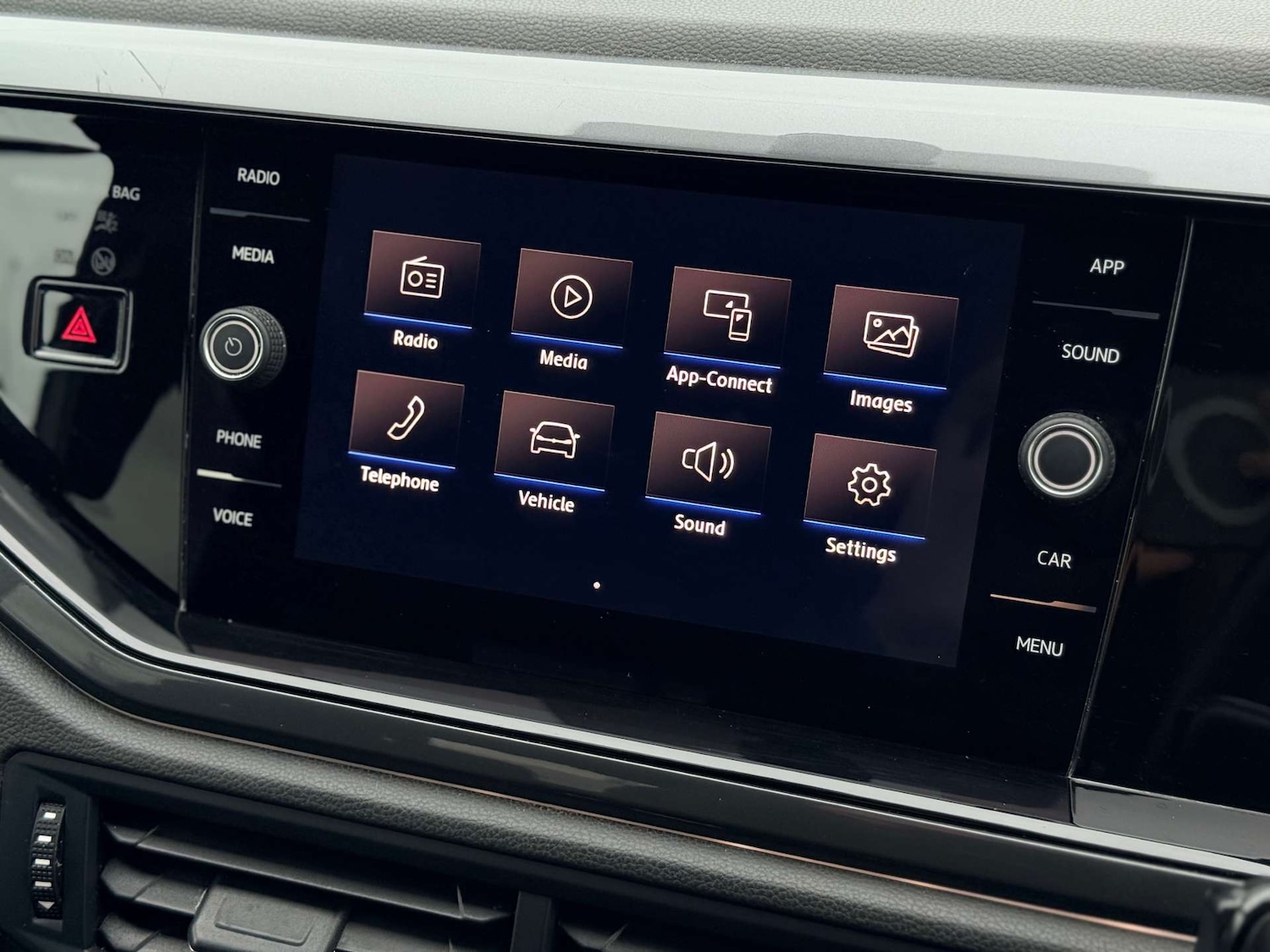 Used Volkswagen Polo 2018 for sale - 76896330: Photo 30