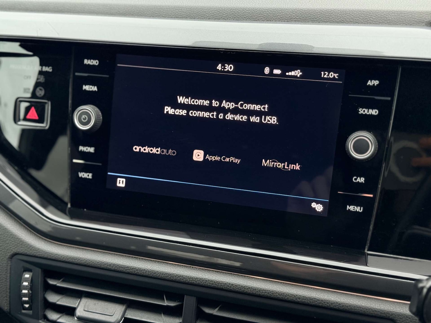 Used Volkswagen Polo 2018 for sale - 76896330: Photo 33