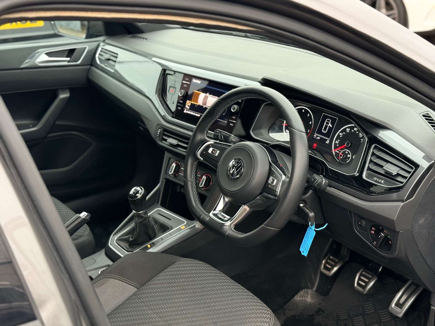 Used Volkswagen Polo 2018 for sale - 76896330: Photo 4