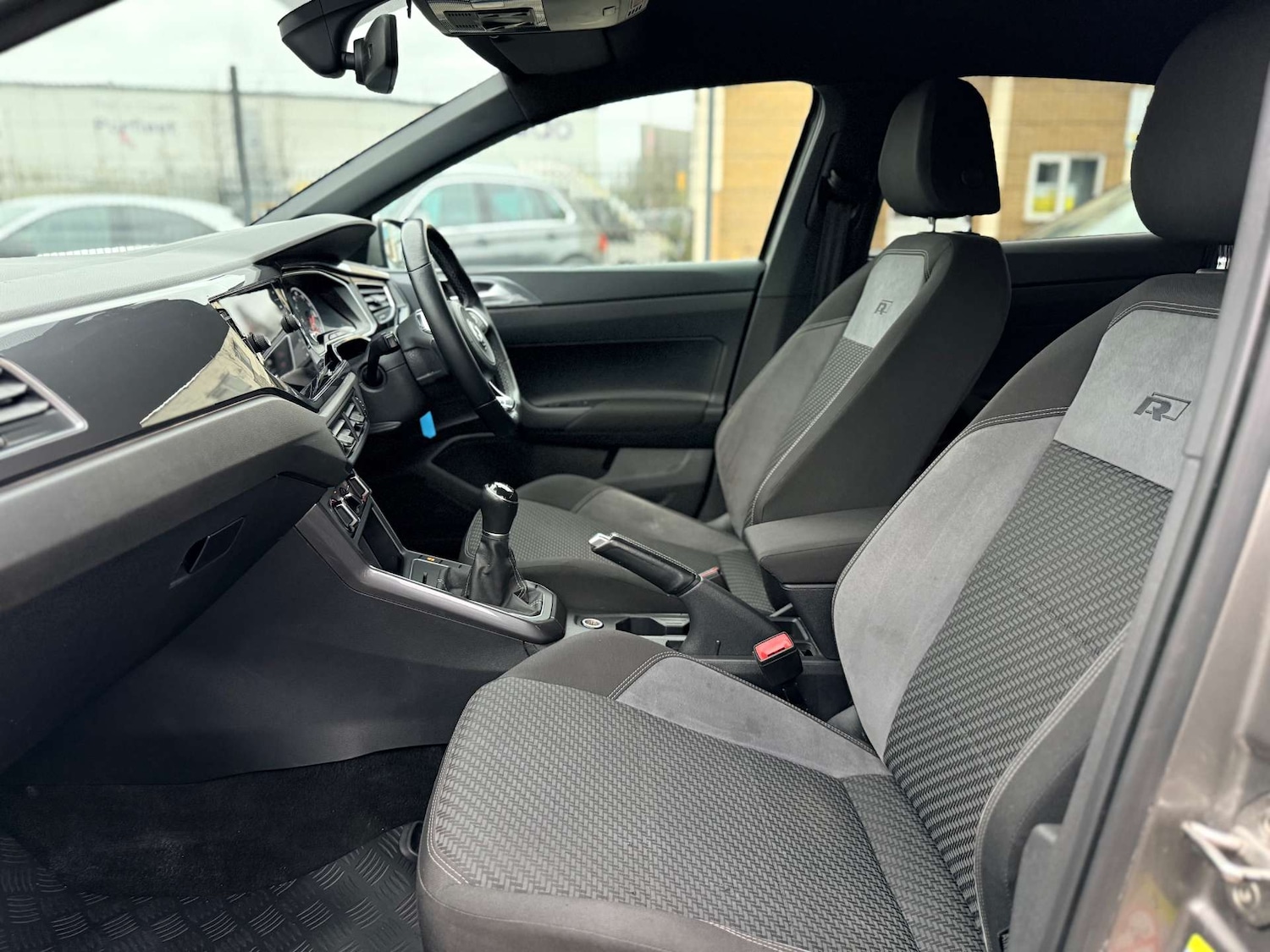 Used Volkswagen Polo 2018 for sale - 76896330: Photo 42