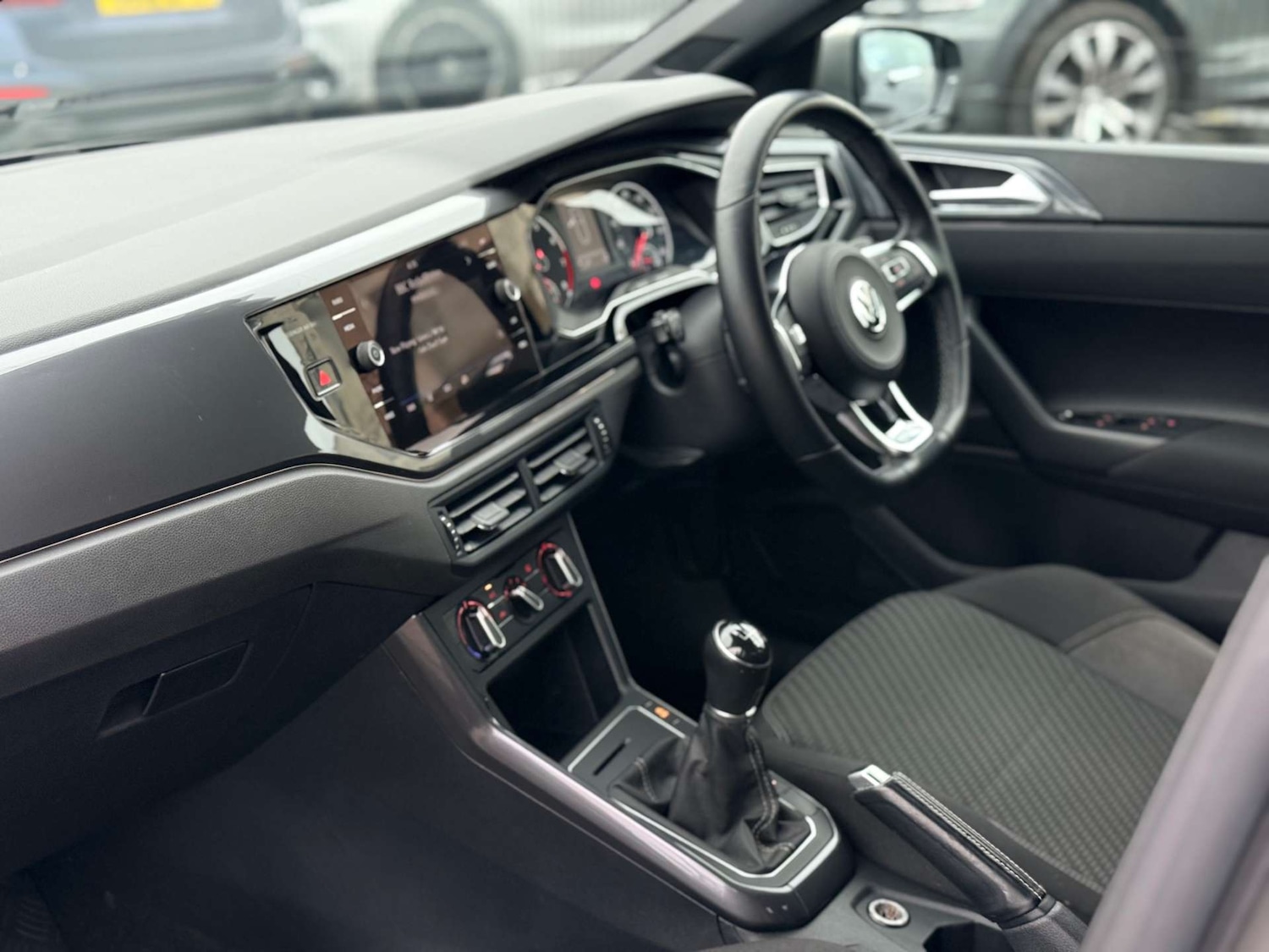 Used Volkswagen Polo 2018 for sale - 76896330: Photo 43