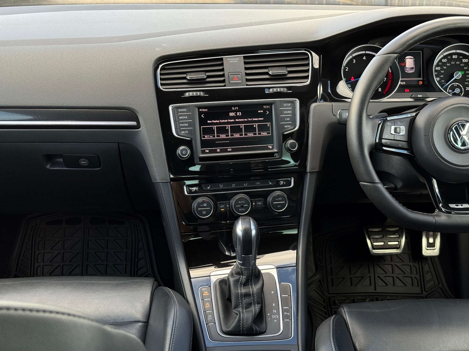 Used Volkswagen Golf 2016 for sale - 76896319: Photo 19