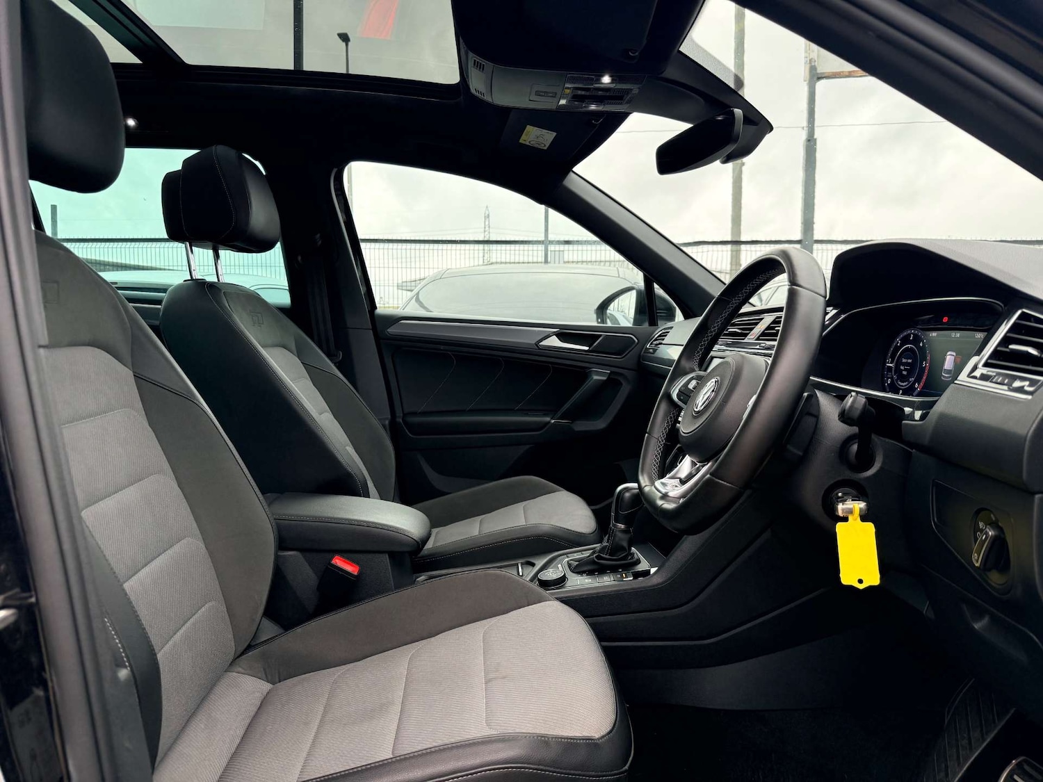 Used Volkswagen Tiguan 2017 for sale - 77094202: Photo 19