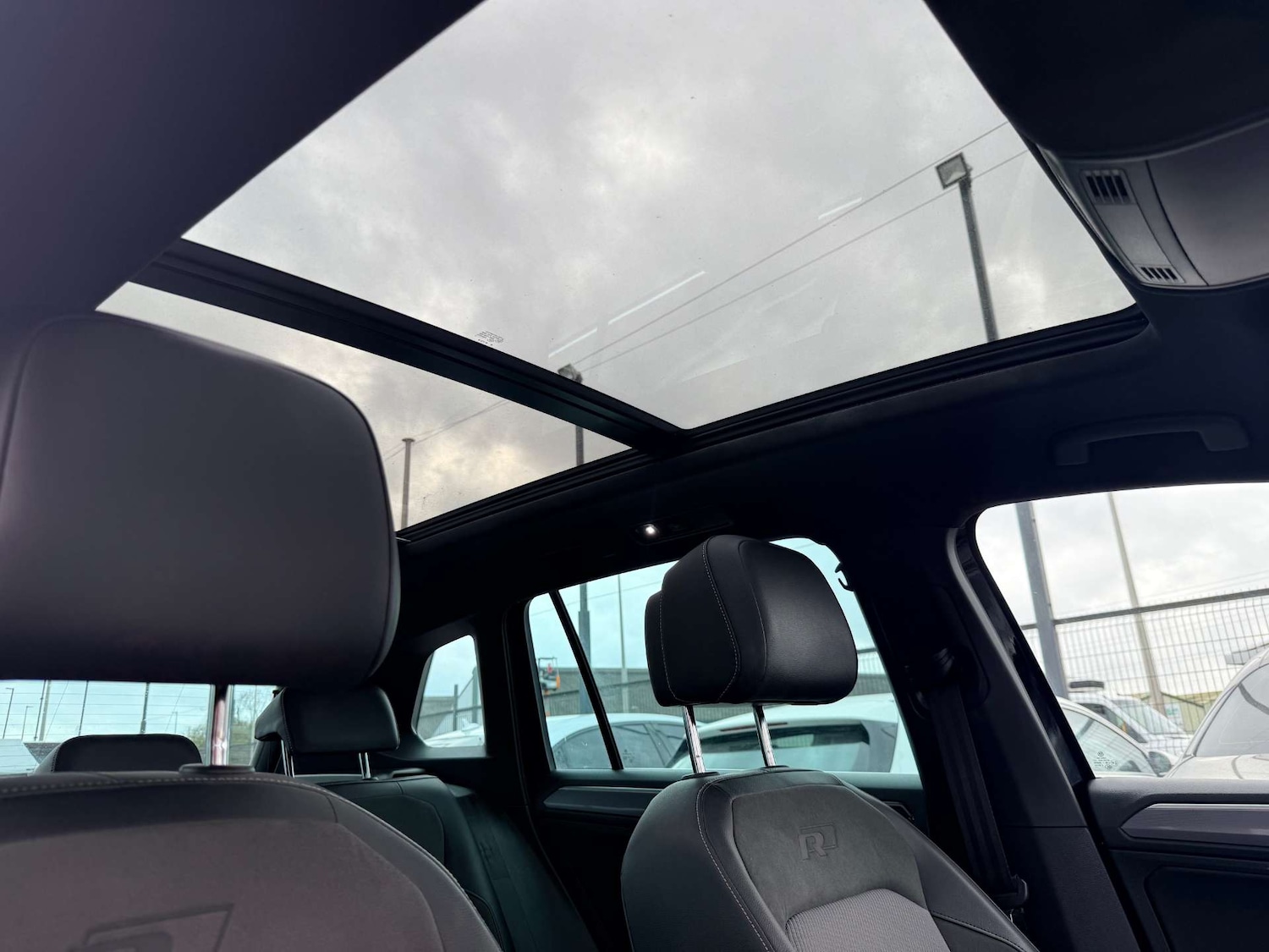 Used Volkswagen Tiguan 2017 for sale - 77094202: Photo 40