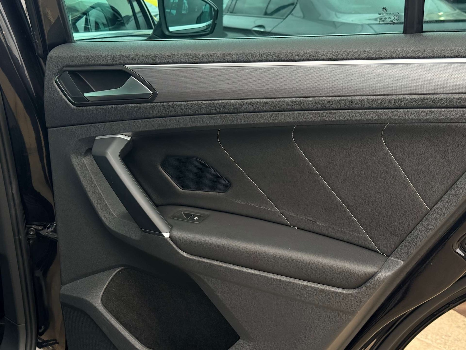 Used Volkswagen Tiguan 2017 for sale - 77094202: Photo 47