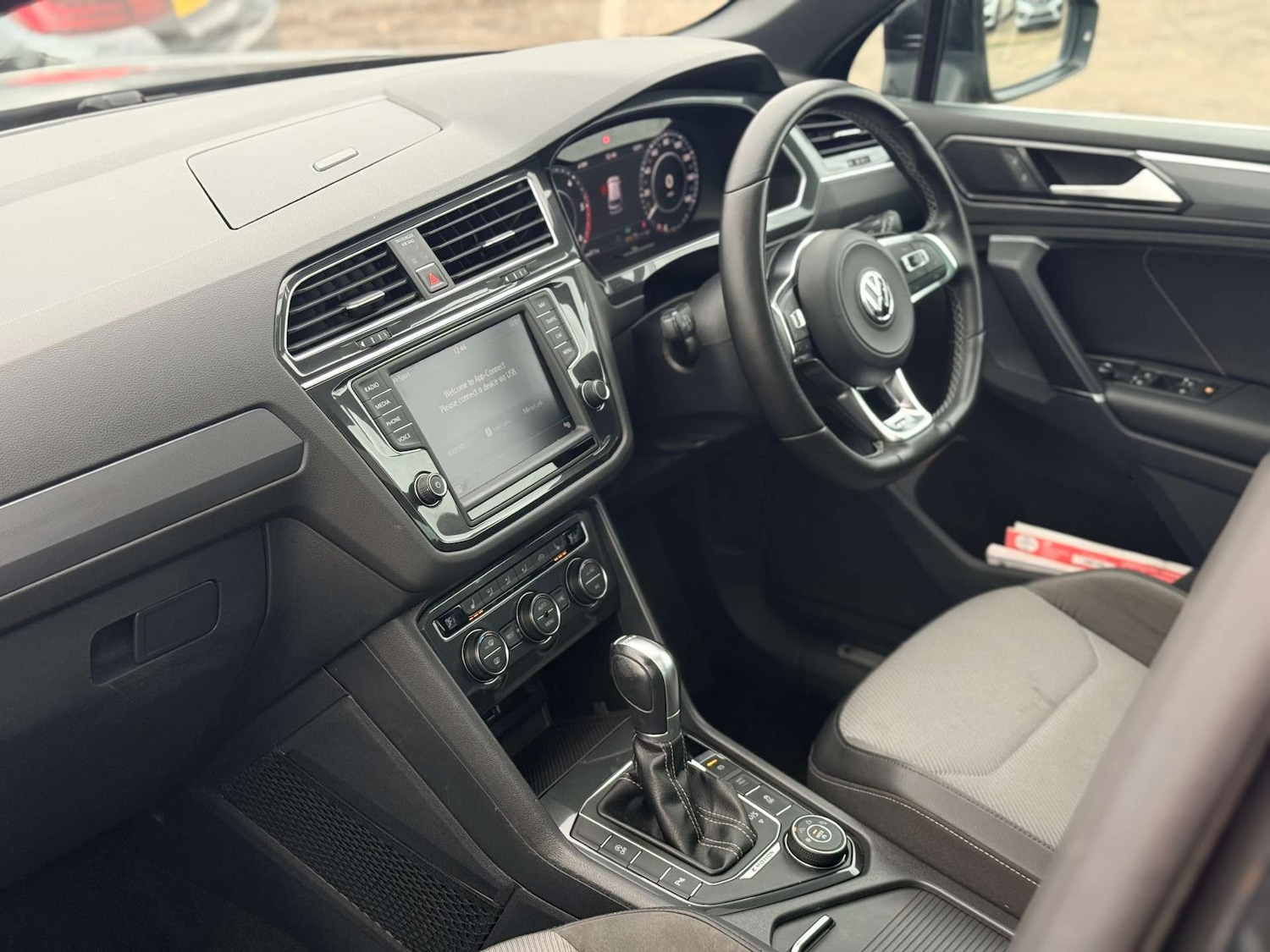 Used Volkswagen Tiguan 2017 for sale - 77094202: Photo 55