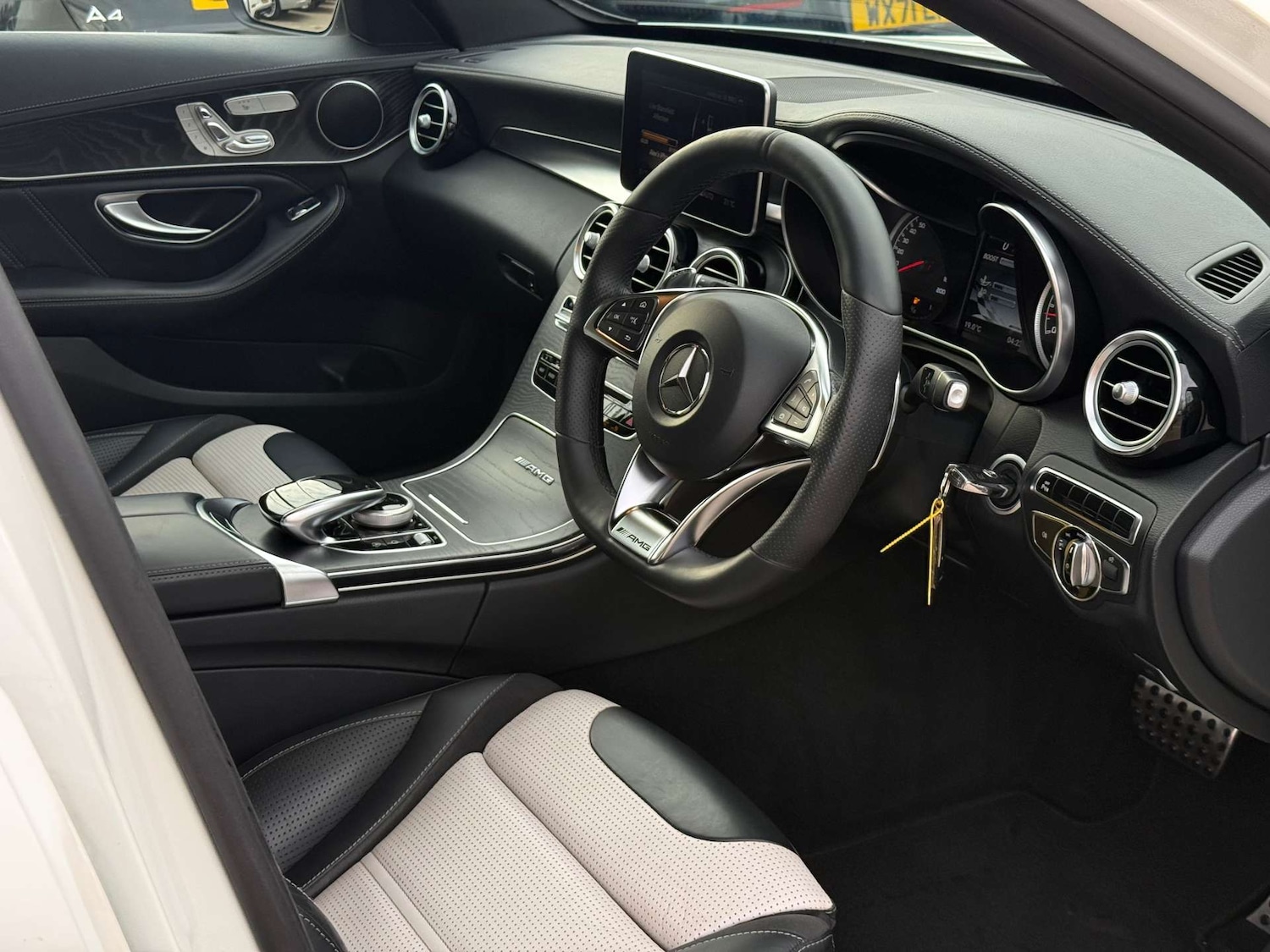 Used Mercedes-Benz C Class 2016 for sale - 76896327: Photo 19