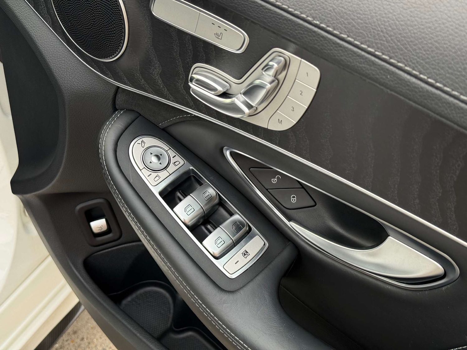 Used Mercedes-Benz C Class 2016 for sale - 76896327: Photo 24