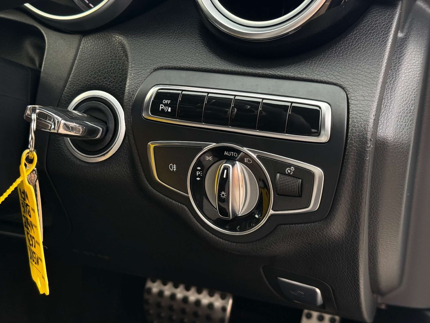 Used Mercedes-Benz C Class 2016 for sale - 76896327: Photo 25