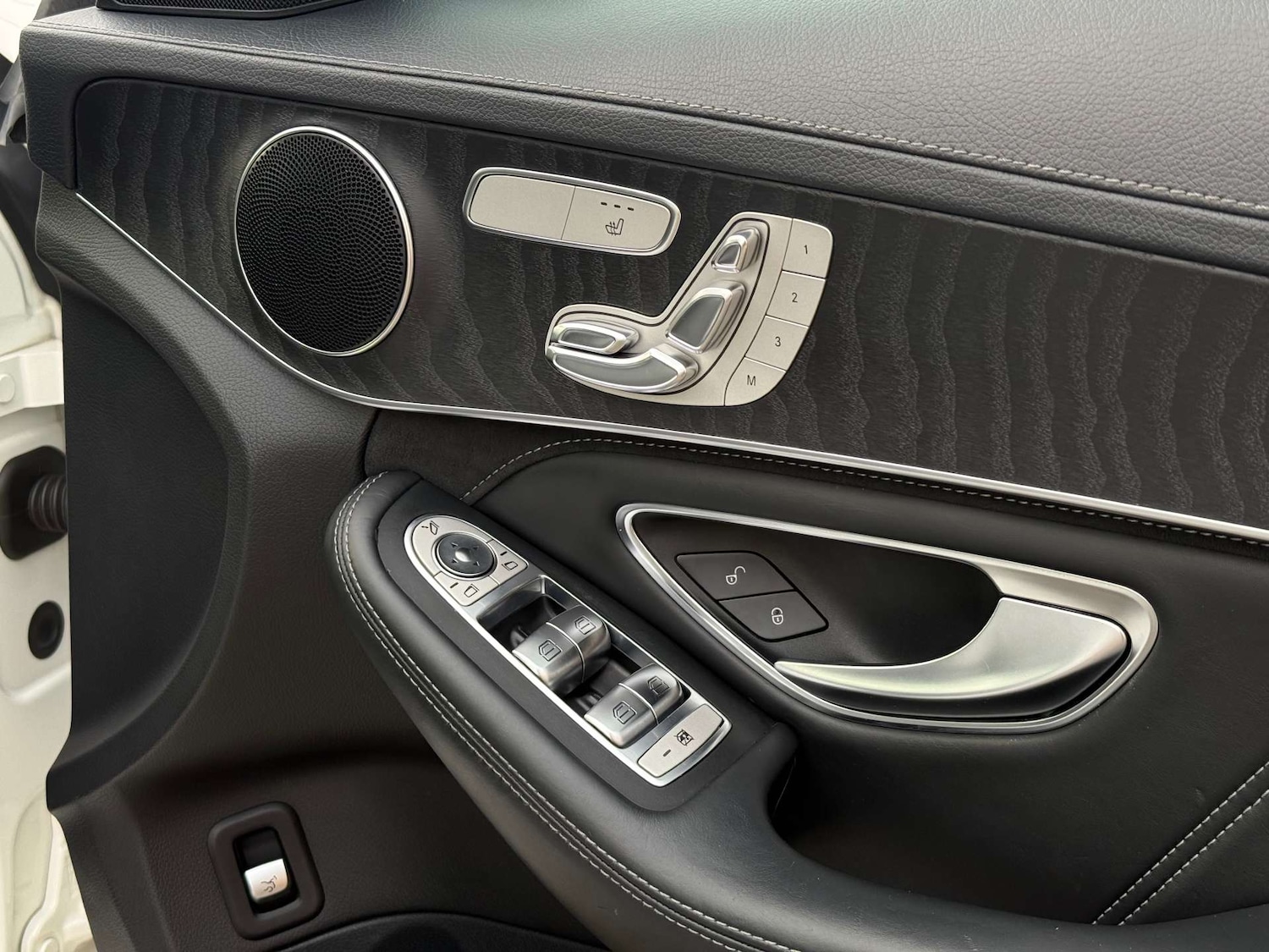 Used Mercedes-Benz C Class 2016 for sale - 76896327: Photo 44