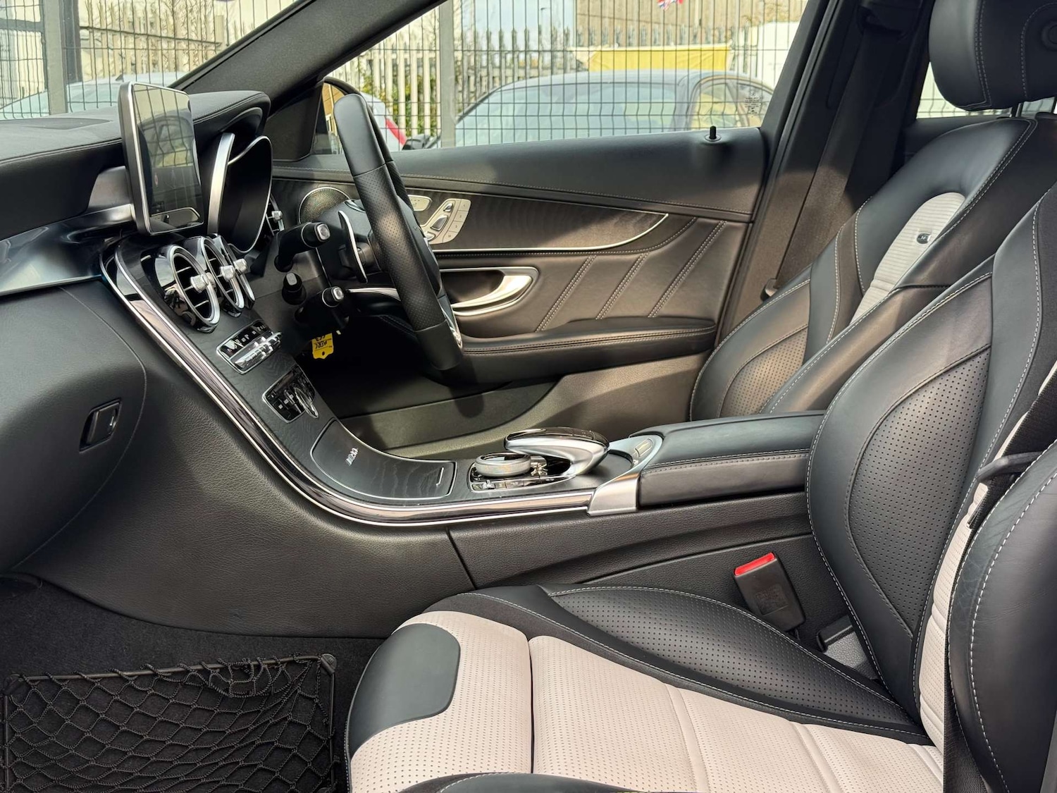 Used Mercedes-Benz C Class 2016 for sale - 76896327: Photo 59