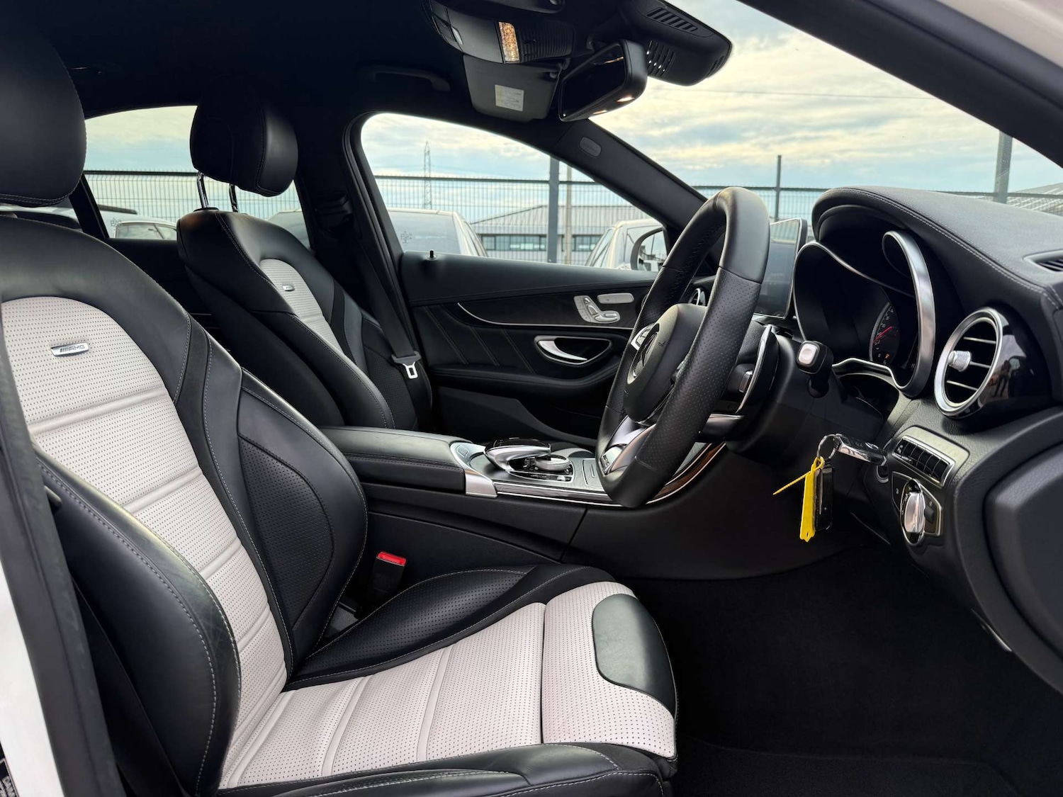 Used Mercedes-Benz C Class 2016 for sale - 76896327: Photo 62