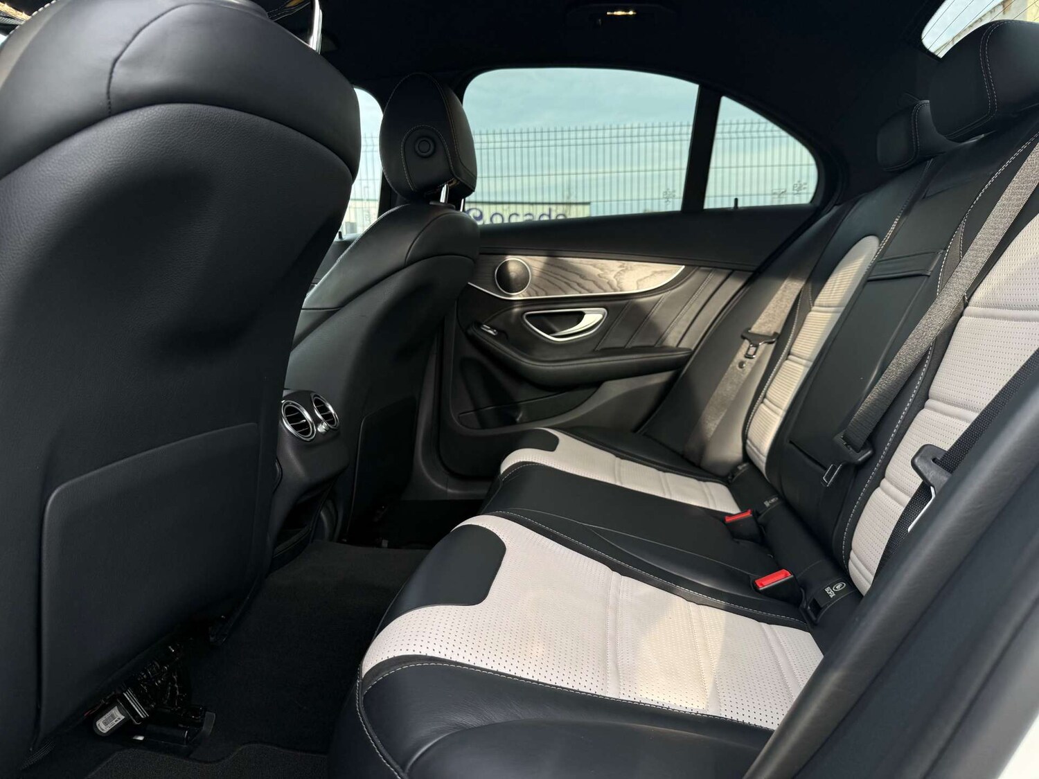 Used Mercedes-Benz C Class 2016 for sale - 76896327: Photo 69