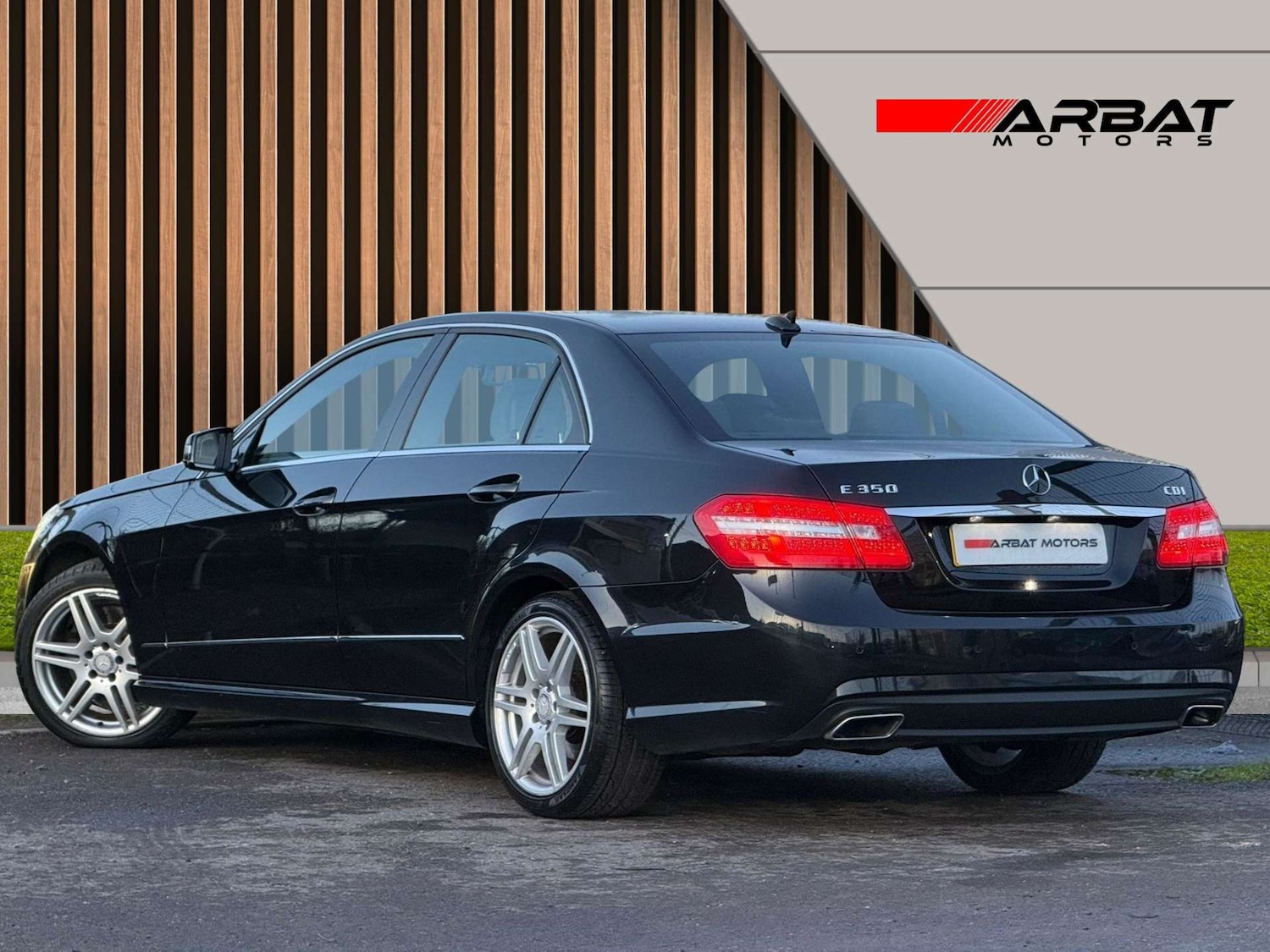 Used Mercedes-Benz E Class 2012 for sale - 76896303: Photo 3