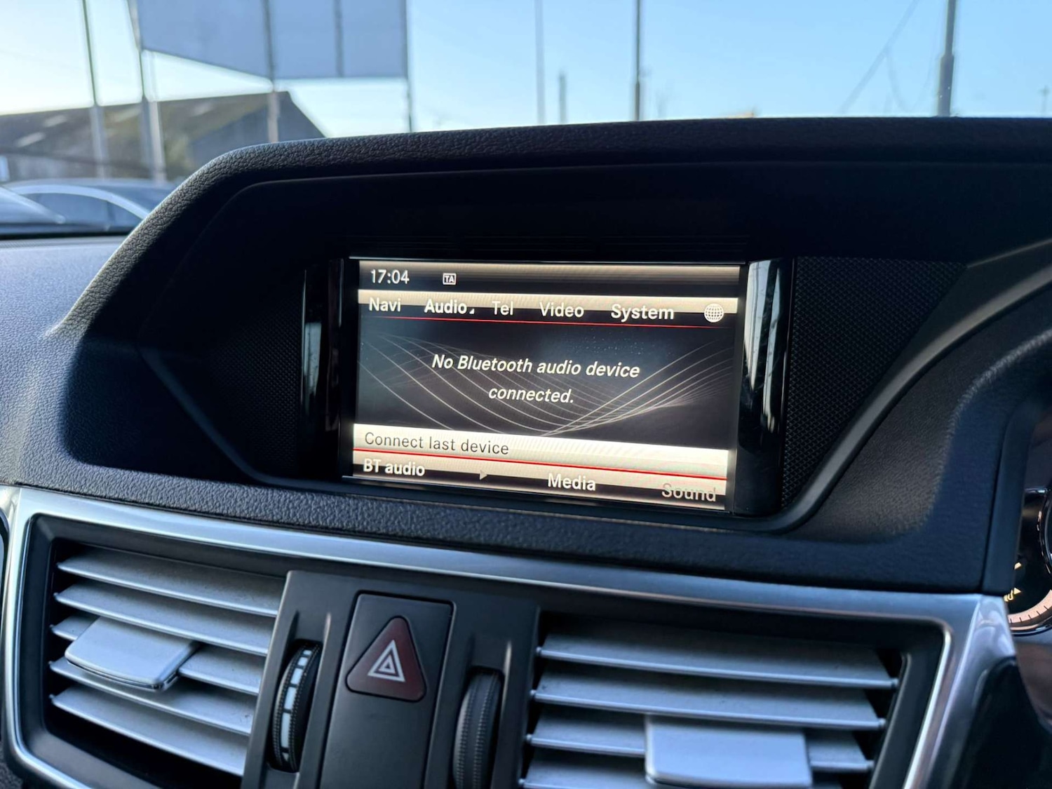 Used Mercedes-Benz E Class 2012 for sale - 76896303: Photo 35