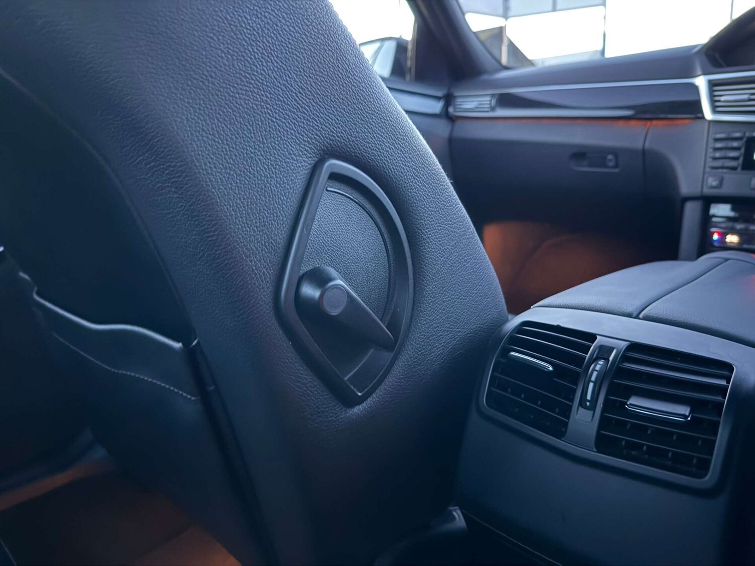 Used Mercedes-Benz E Class 2012 for sale - 76896303: Photo 38