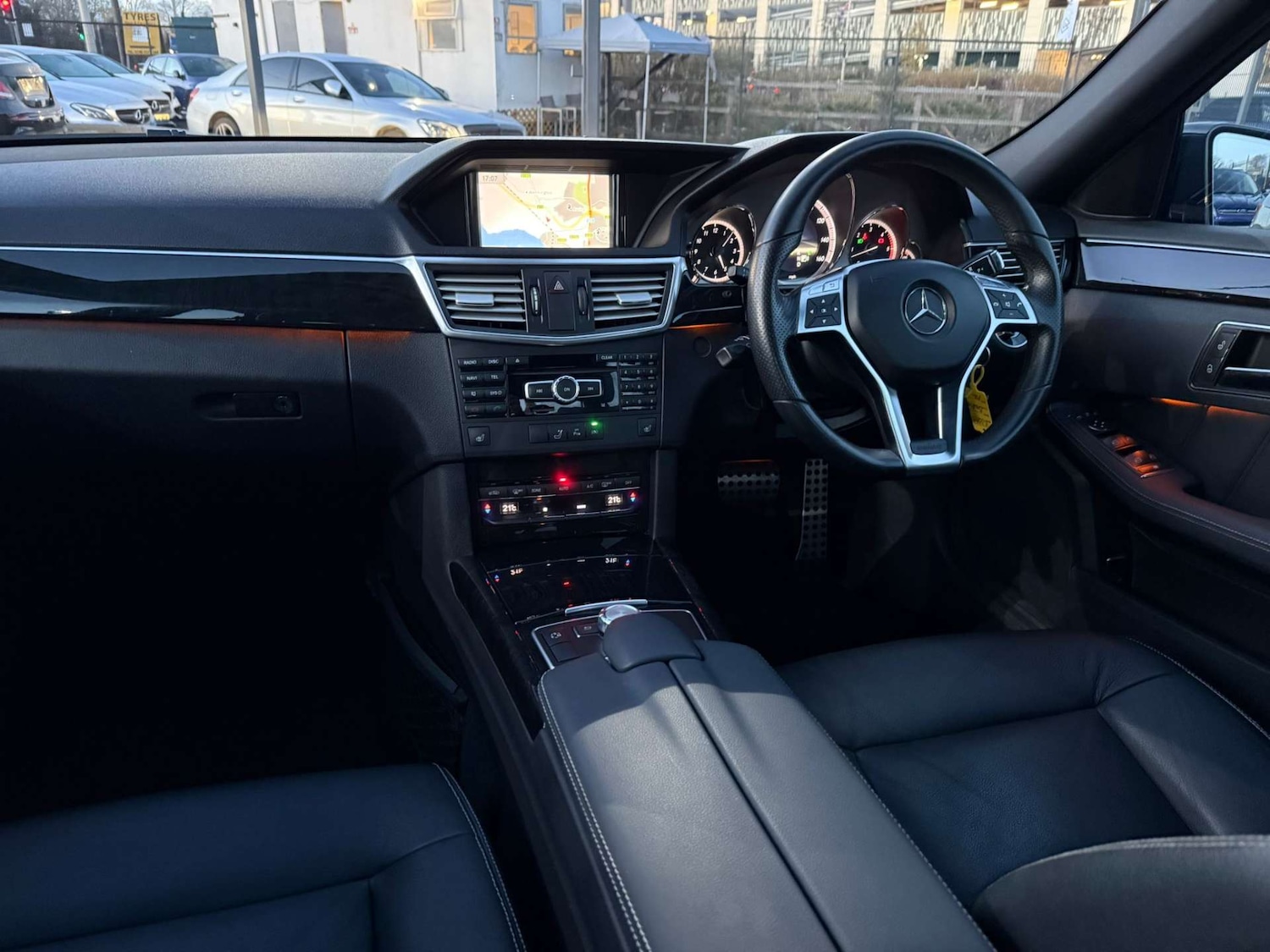 Used Mercedes-Benz E Class 2012 for sale - 76896303: Photo 41