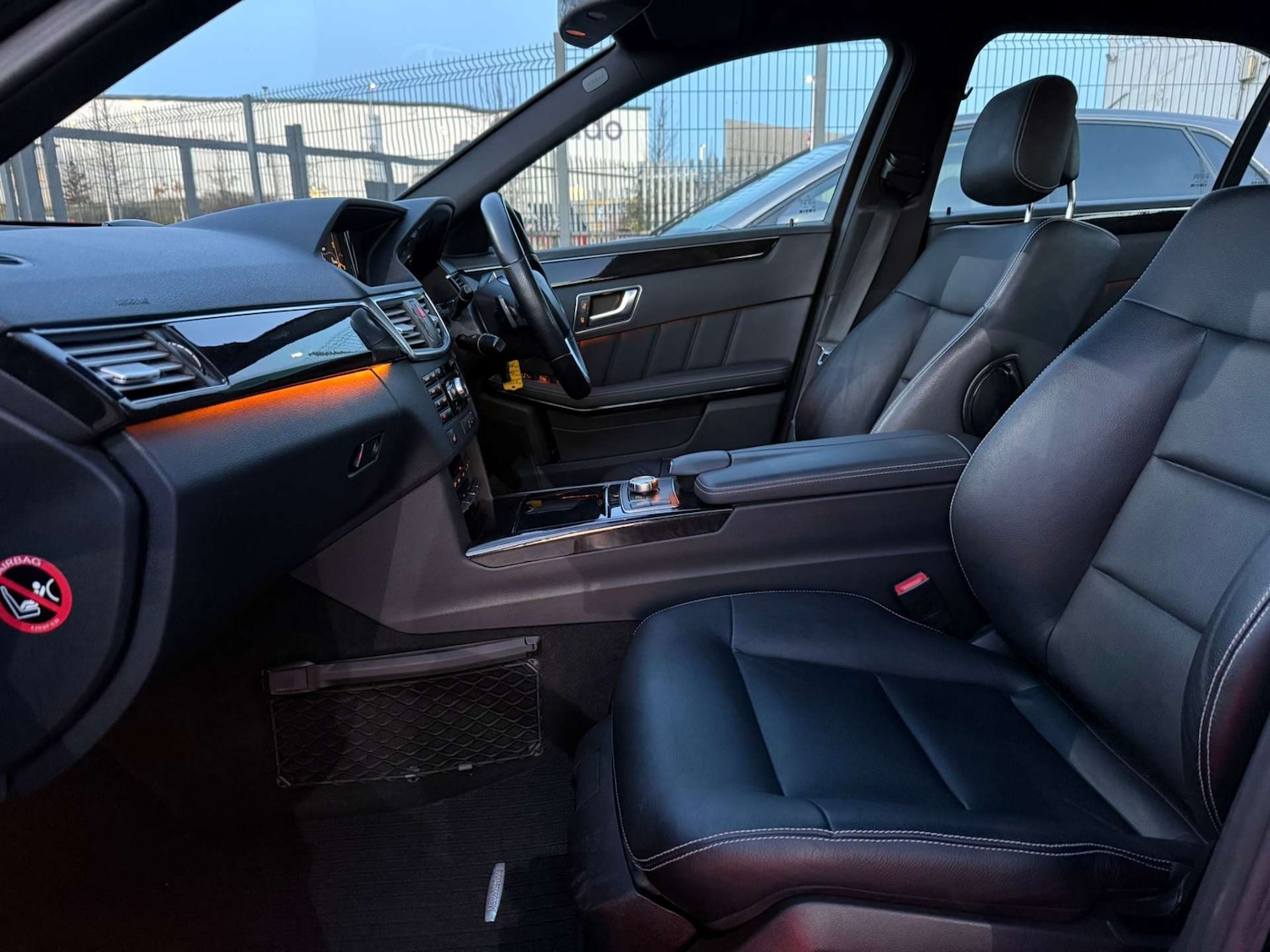 Used Mercedes-Benz E Class 2012 for sale - 76896303: Photo 44