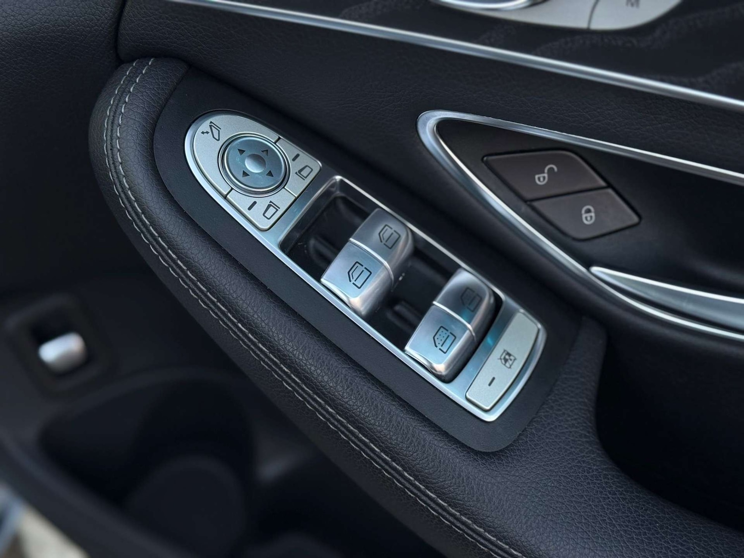 Used Mercedes-Benz C Class 2016 for sale - 76896338: Photo 21