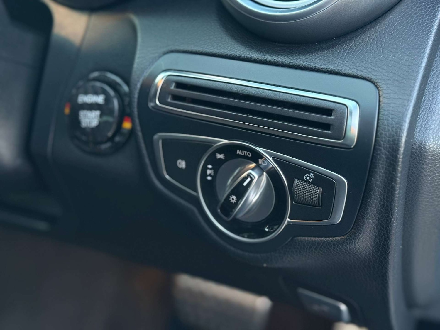 Used Mercedes-Benz C Class 2016 for sale - 76896338: Photo 25