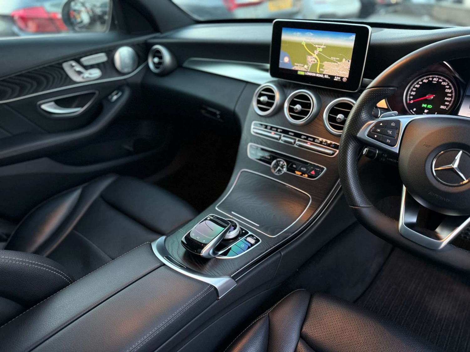 Used Mercedes-Benz C Class 2016 for sale - 76896338: Photo 26