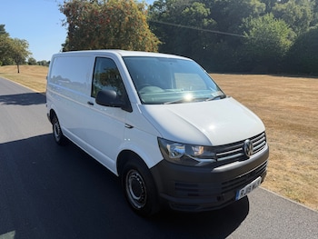 Used Volkswagen Transporter 2019 for sale - 79390366: Photo