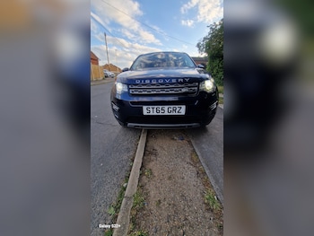 Used Land Rover Discovery Sport 2015 for sale - 78599459: Photo