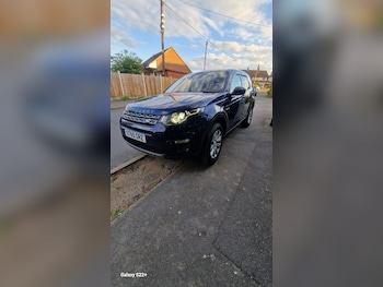 Used Land Rover Discovery Sport 2015 for sale - 78599459: Photo