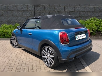 Used MINI Convertible 2021 for sale - 75693717: Photo