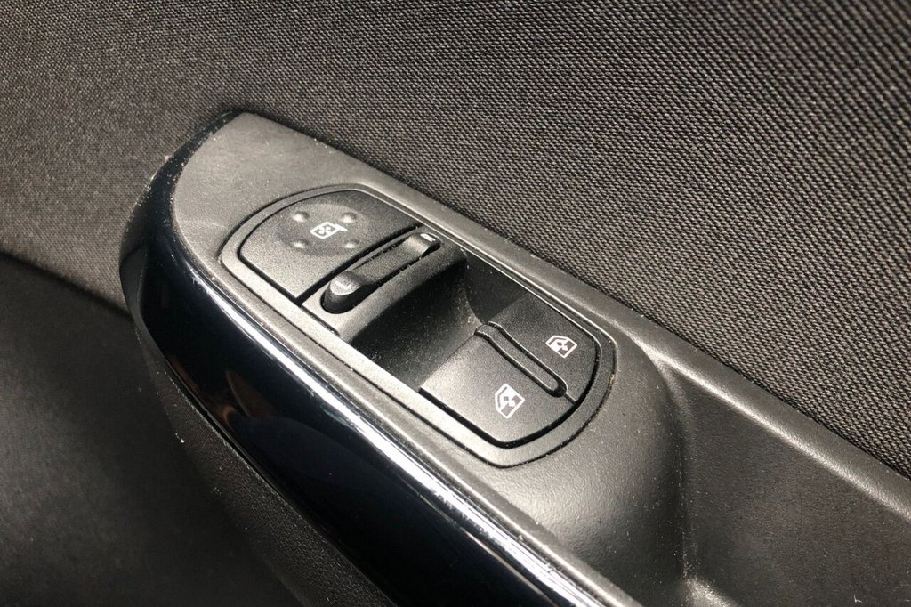 Used Vauxhall Corsa 2019 for sale - 77919797: Photo 20