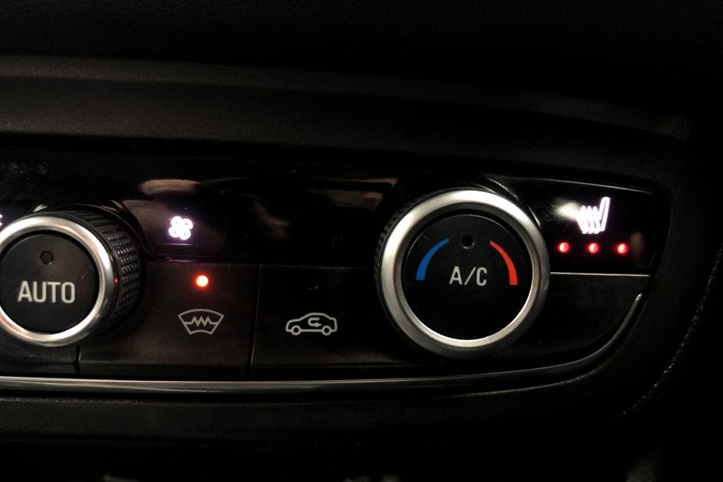 Used Vauxhall Crossland X 2018 for sale - 78002680: Photo 32