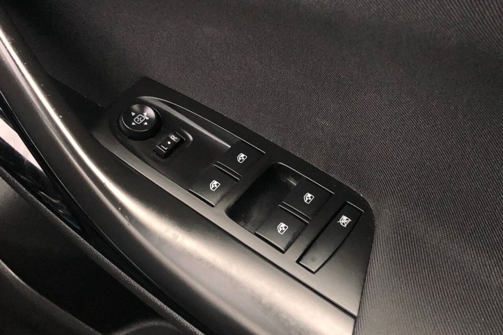 Used Vauxhall Astra 2018 for sale - 77292775: Photo 17