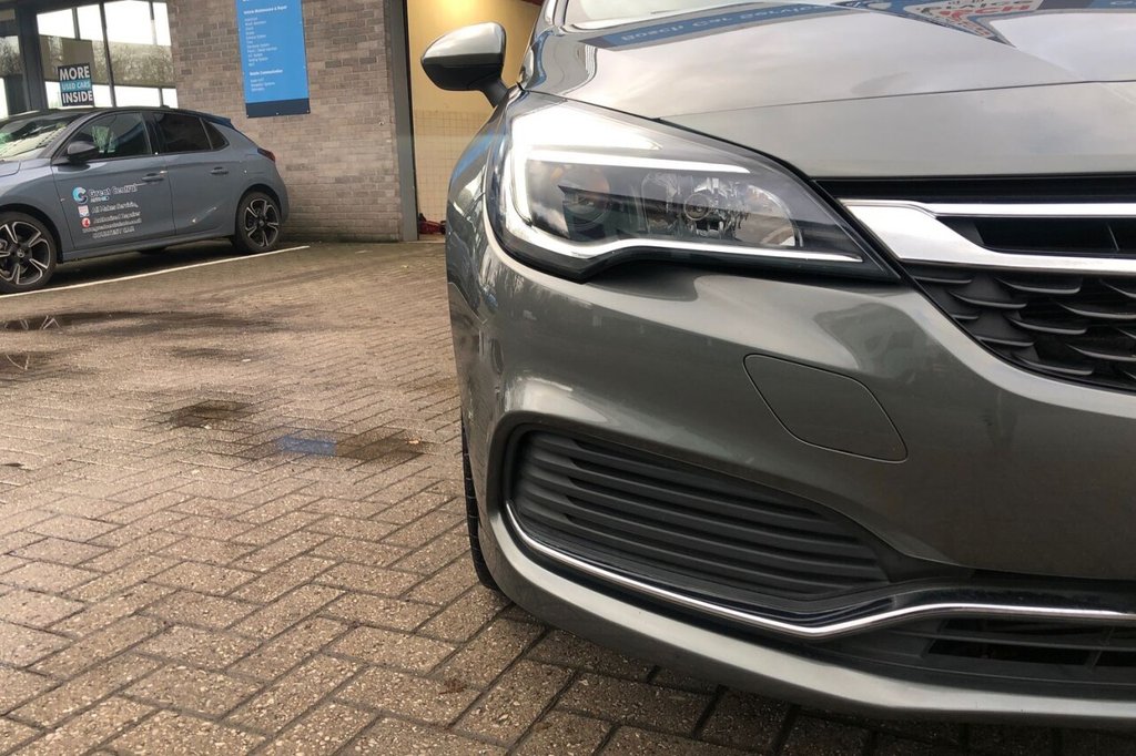 Used Vauxhall Astra 2018 for sale - 77292775: Photo 8
