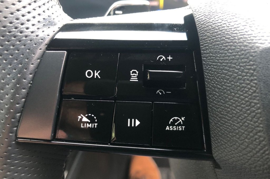 Used Vauxhall Astra 2023 for sale - 77292737: Photo 22