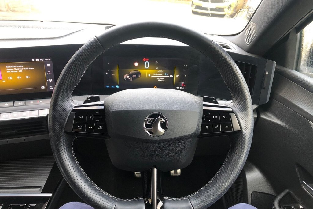 Used Vauxhall Astra 2023 for sale - 77292737: Photo 40