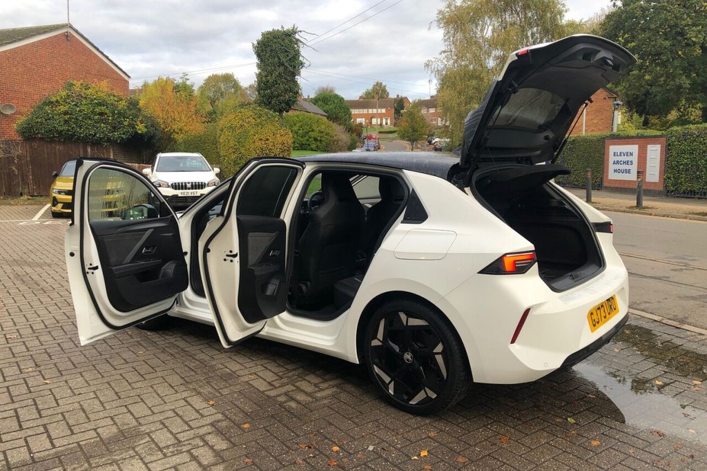 Used Vauxhall Astra 2023 for sale - 77292737: Photo 8