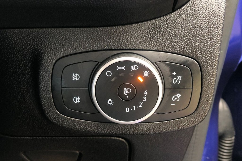 Used Ford Fiesta 2017 for sale - 77292773: Photo 28