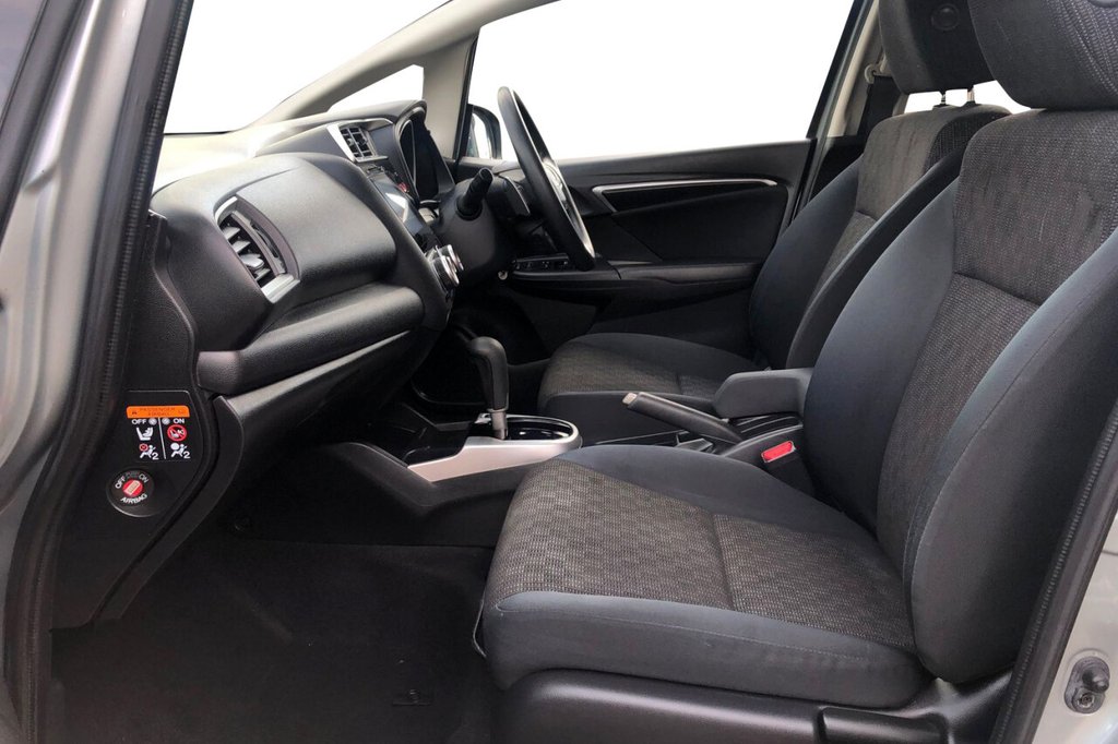 Used Honda Jazz 2016 for sale - 77287819: Photo 10