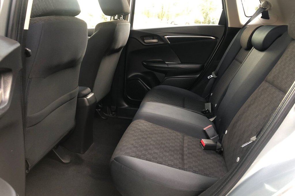 Used Honda Jazz 2016 for sale - 77287819: Photo 12