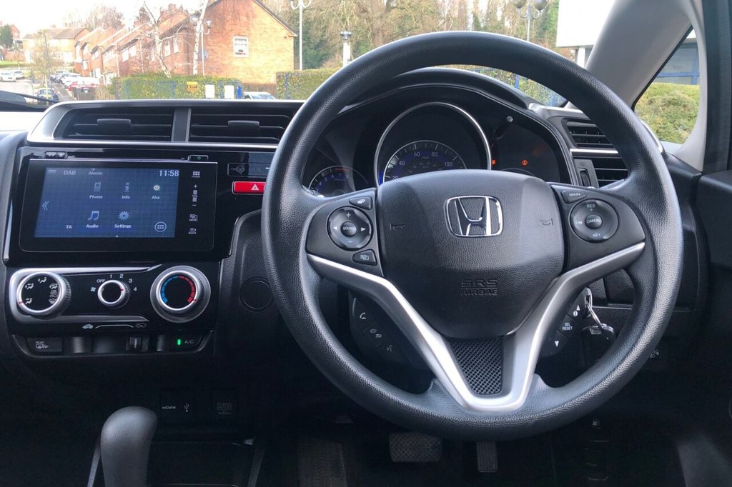 Used Honda Jazz 2016 for sale - 77287819: Photo 14