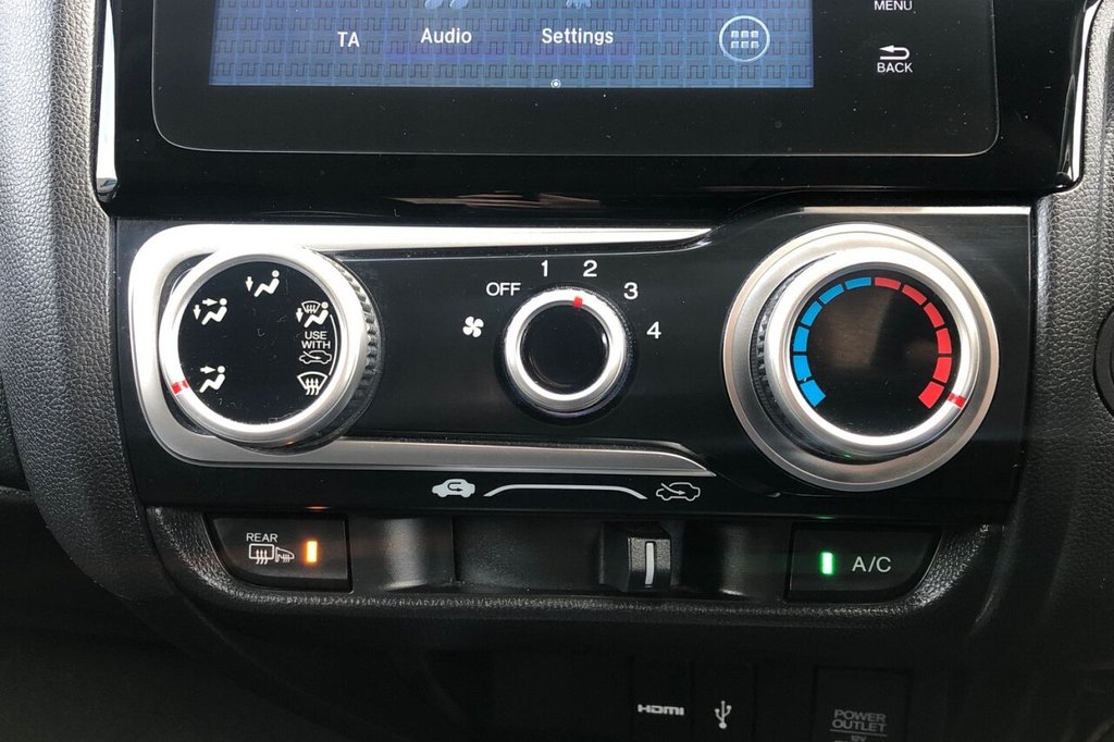 Used Honda Jazz 2016 for sale - 77287819: Photo 19