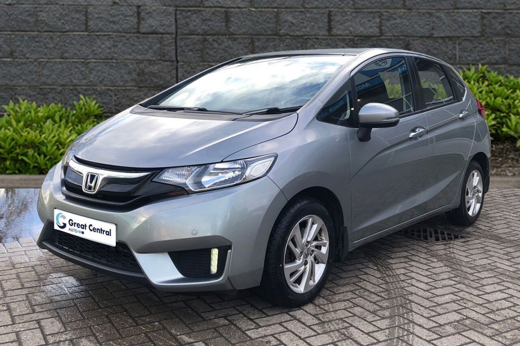 Used Honda Jazz 2016 for sale - 77287819: Photo 2