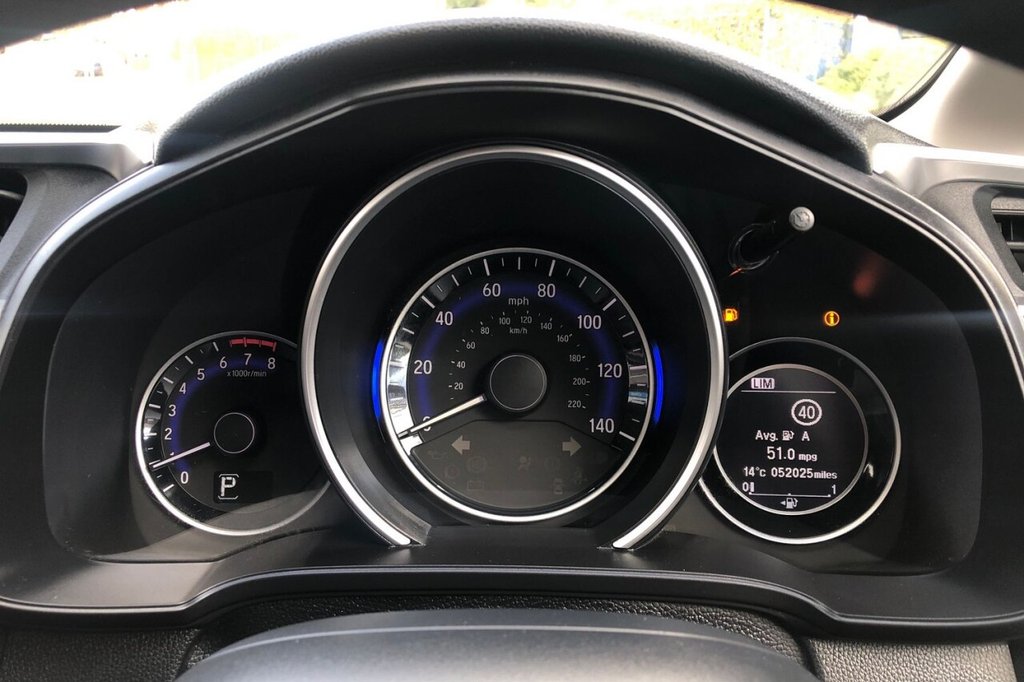 Used Honda Jazz 2016 for sale - 77287819: Photo 20